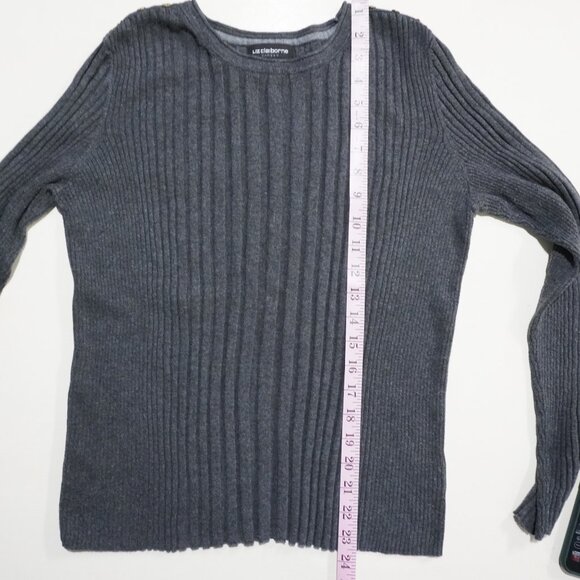 Liz Claiborne Large Knit Sweater - Picture 7 of 8
